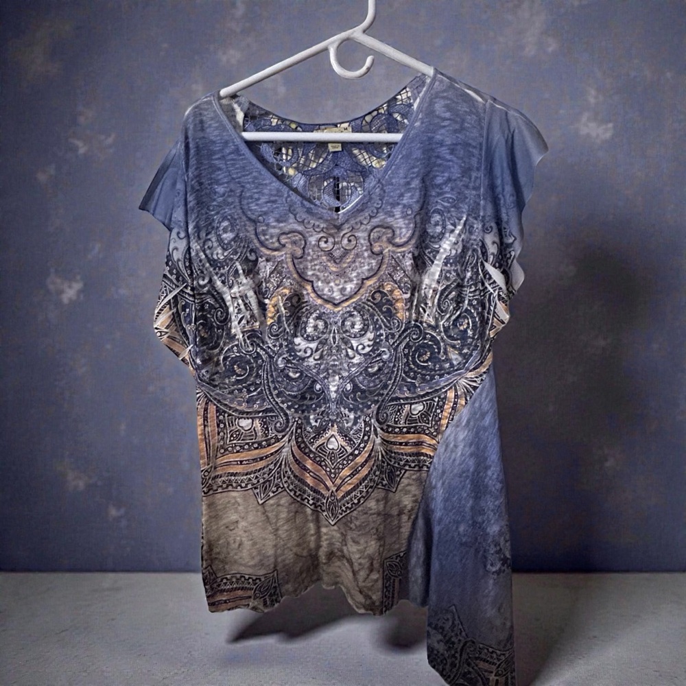 Live and Let Live Blue and Tan Patterned Blouse